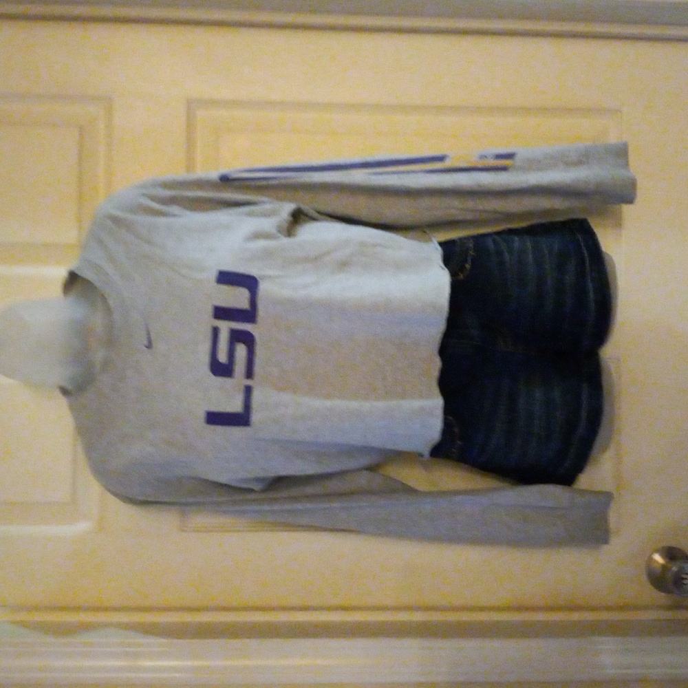 Cropped LSU long sleeve top sz.8